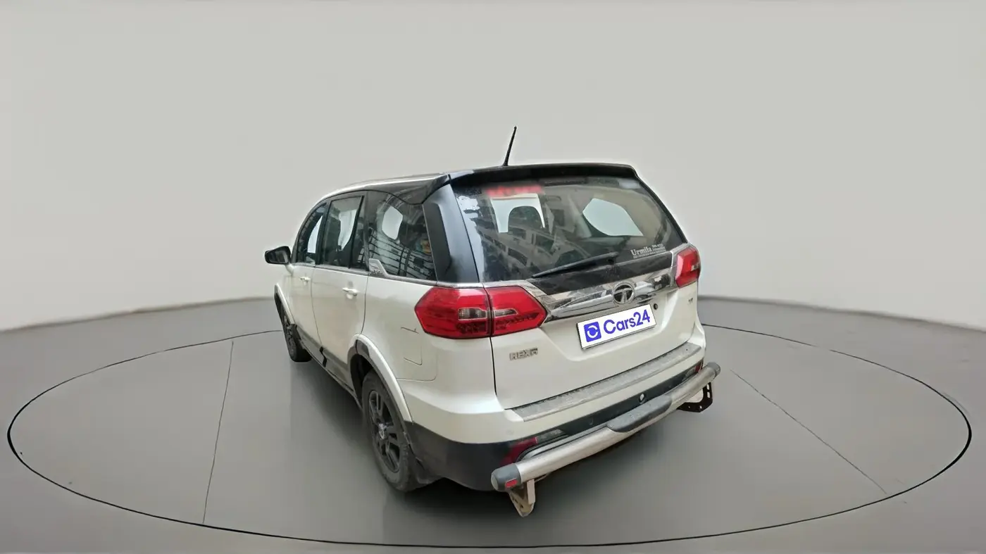 2019 Tata Hexa XT 4X2 7 STR, Diesel, Manual, 1,01,800 km, exterior