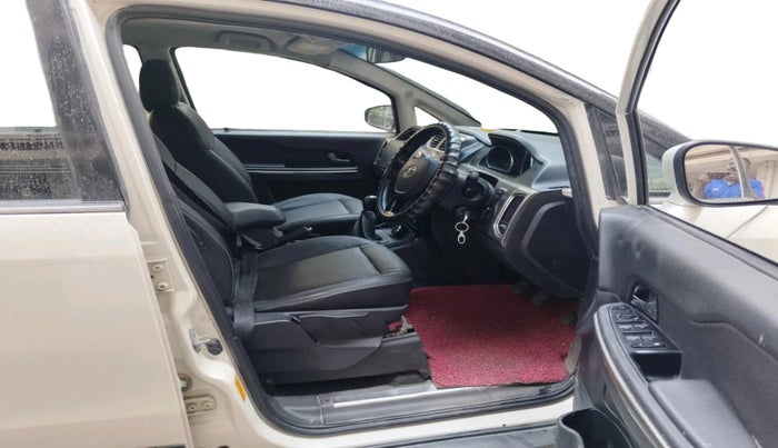 2019 Tata Hexa XT 4X2 7 STR, Diesel, Manual, 1,01,681 km, interior