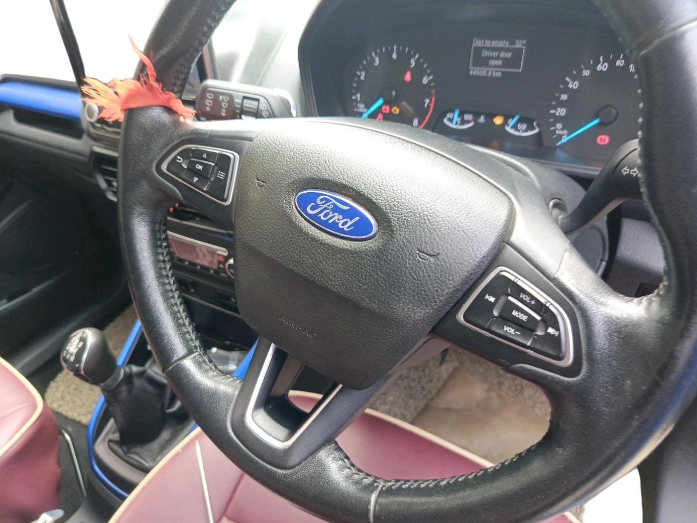 2019 Ford Ecosport TITANIUM 1.5L SIGNATURE EDITION (SUNROOF) PETROL, Petrol, Manual, 44,505 km, interior