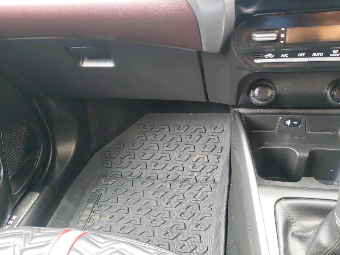 2025 Maruti FRONX ZETA 1.0 TURBO MT, Petrol, Manual, 24,308 km, interior