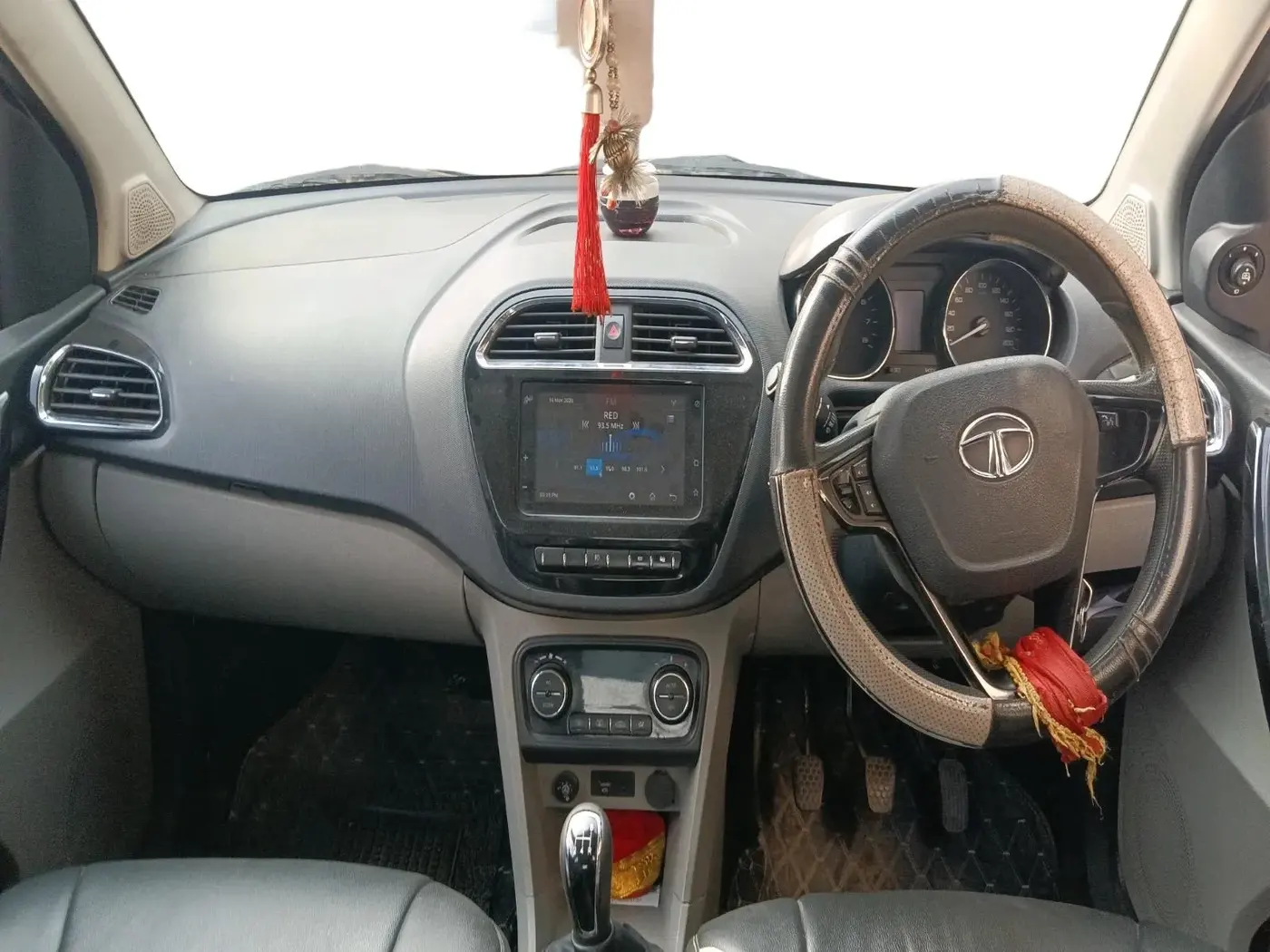 2019 Tata Tiago XZ PLUS PETROL, CNG, Manual, 73,000 km, interior