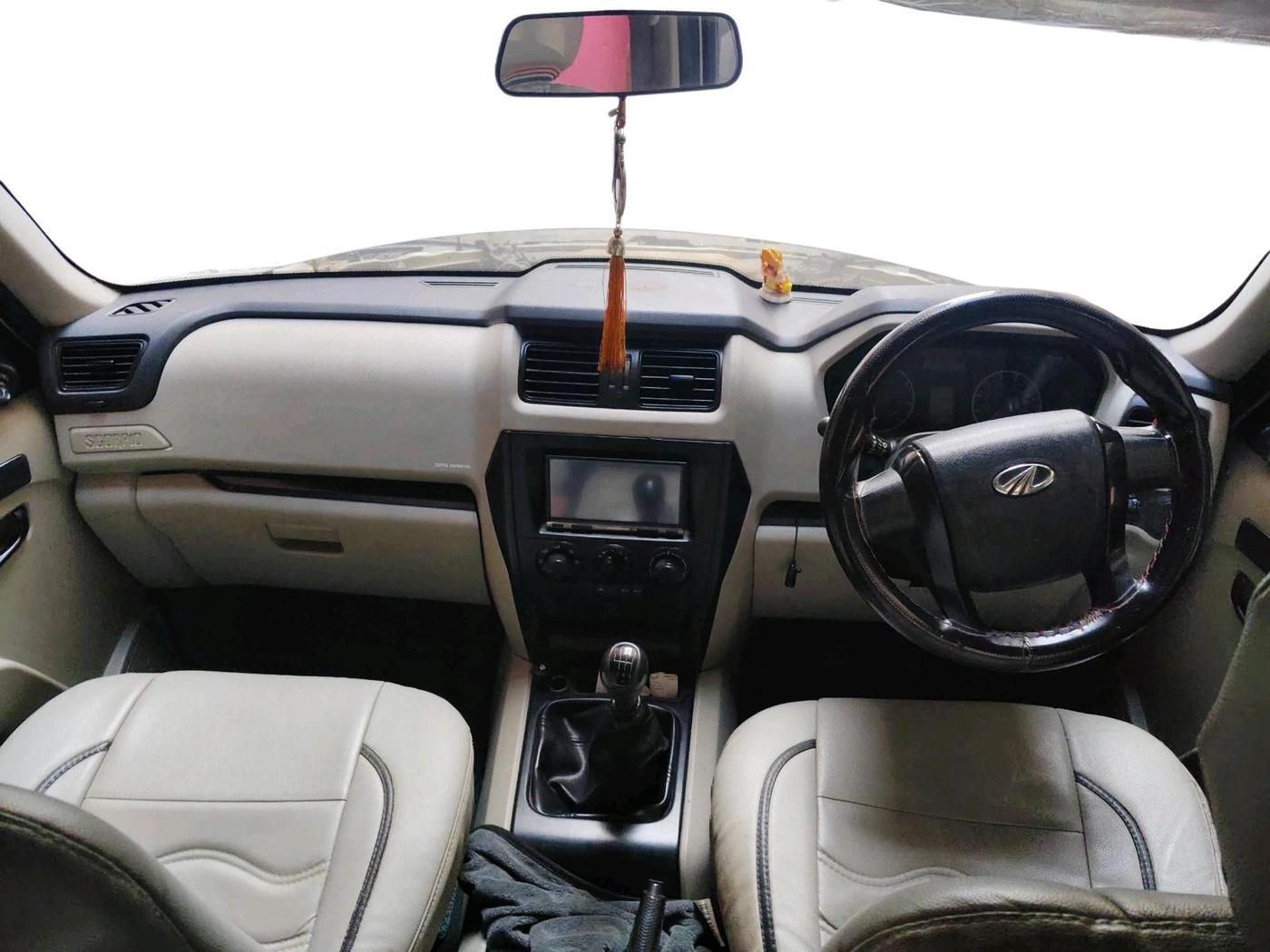 2021 Mahindra Scorpio S5, Diesel, Manual, 67,094 km, interior
