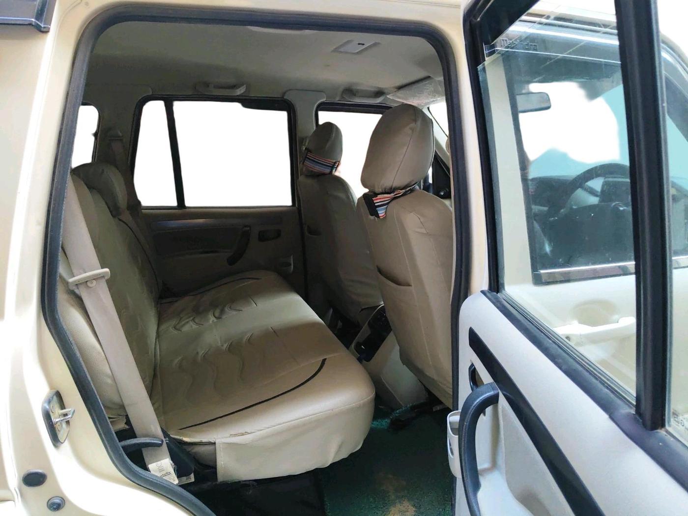 2021 Mahindra Scorpio S5, Diesel, Manual, 67,094 km, interior