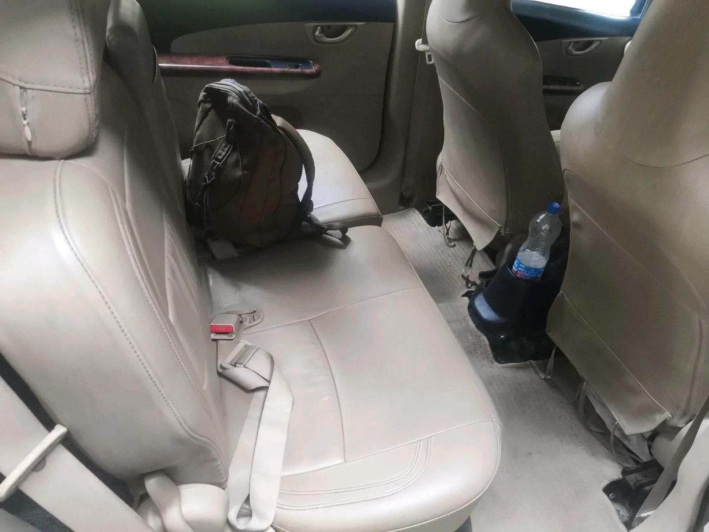2015 Honda Mobilio 1.5L I-DTEC V, Diesel, Manual, 1,02,348 km, interior