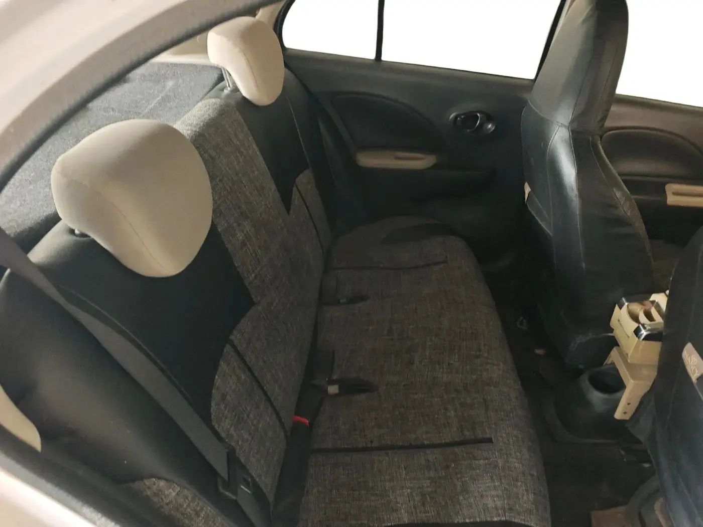 2014 Nissan Micra Active XV, Petrol, Manual, 59,159 km, interior