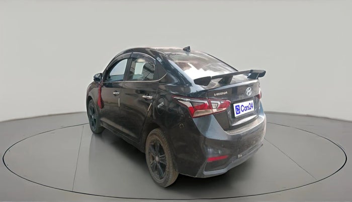 2017 Hyundai Verna 1.6 VTVT SX O, Petrol, Manual, 36,196 km, exterior