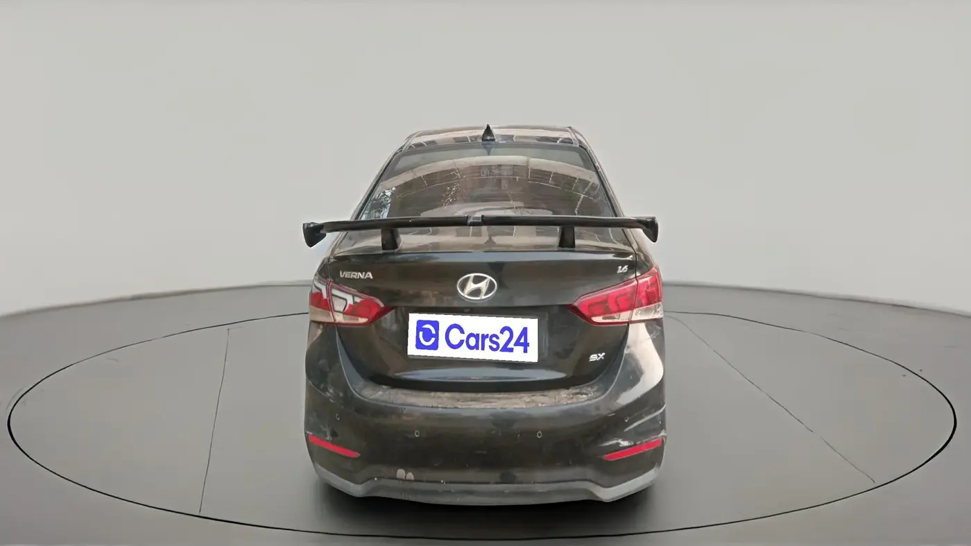 2017 Hyundai Verna 1.6 VTVT SX O, Petrol, Manual, 36,196 km, exterior