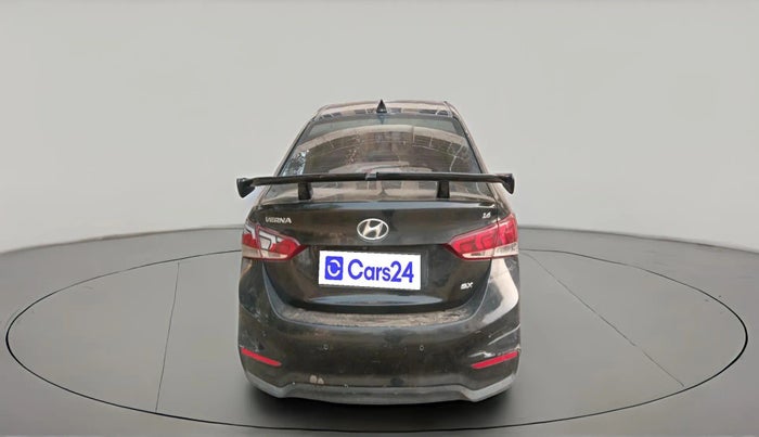 2017 Hyundai Verna 1.6 VTVT SX O, Petrol, Manual, 36,196 km, exterior