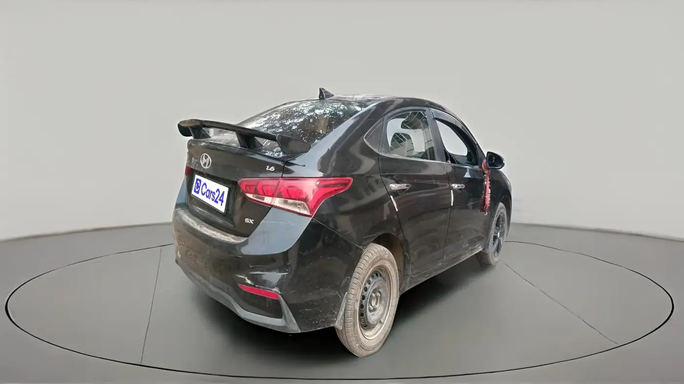 2017 Hyundai Verna 1.6 VTVT SX O, Petrol, Manual, 36,196 km, exterior