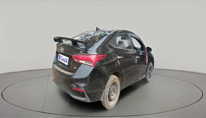 2017 Hyundai Verna 1.6 VTVT SX O, Petrol, Manual, 36,196 km, exterior