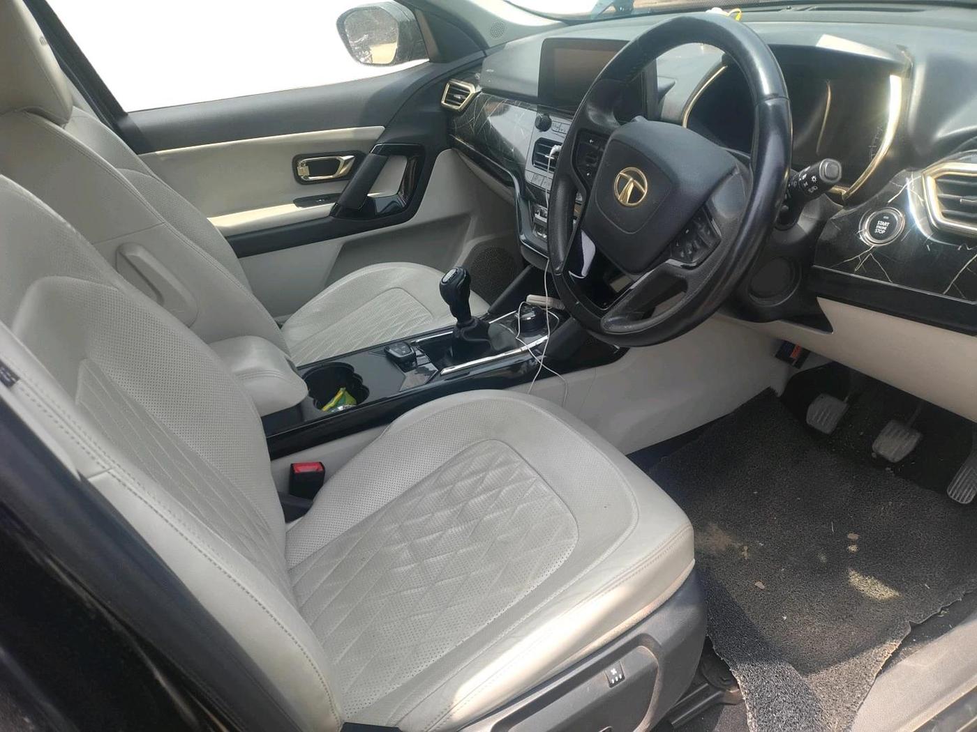 2021 Tata Safari XZ PLUS, Diesel, Manual, 34,311 km, interior