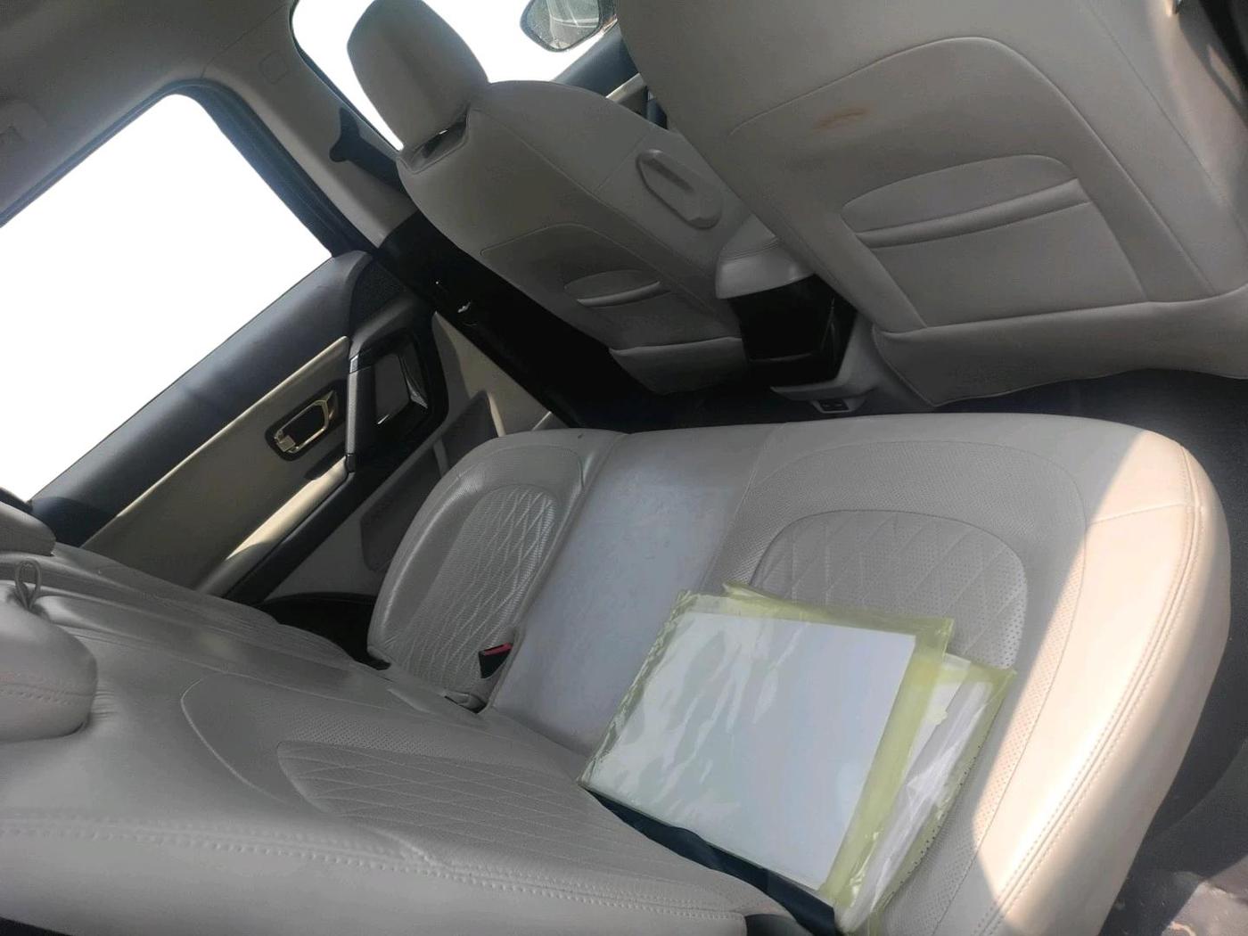 2021 Tata Safari XZ PLUS, Diesel, Manual, 34,311 km, interior