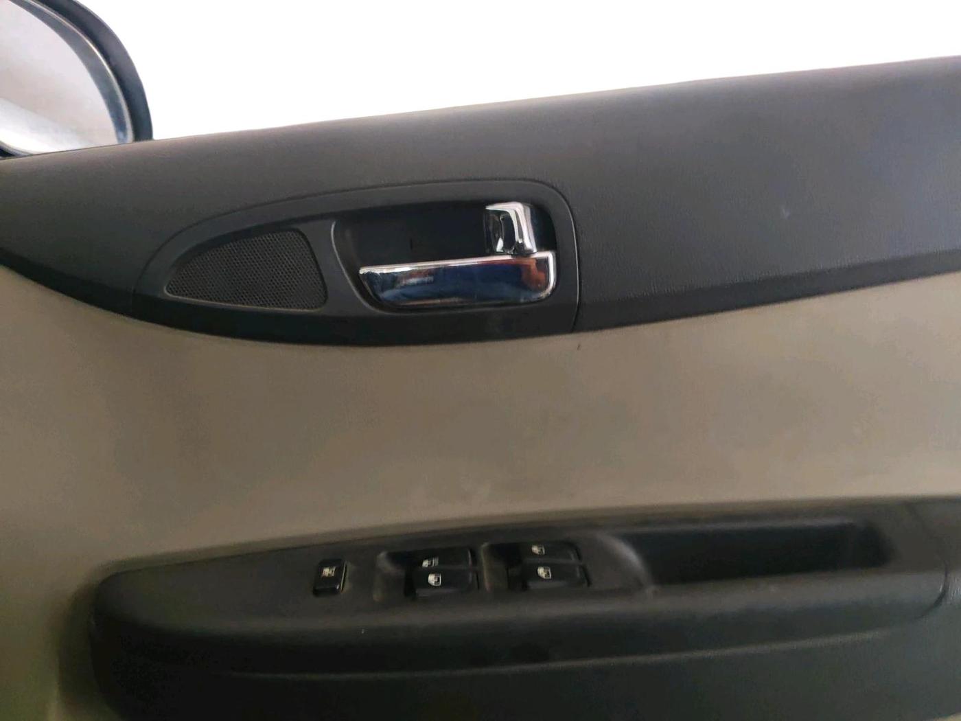 2012 Hyundai i20 MAGNA 1.2, Petrol, Manual, 45,617 km, interior