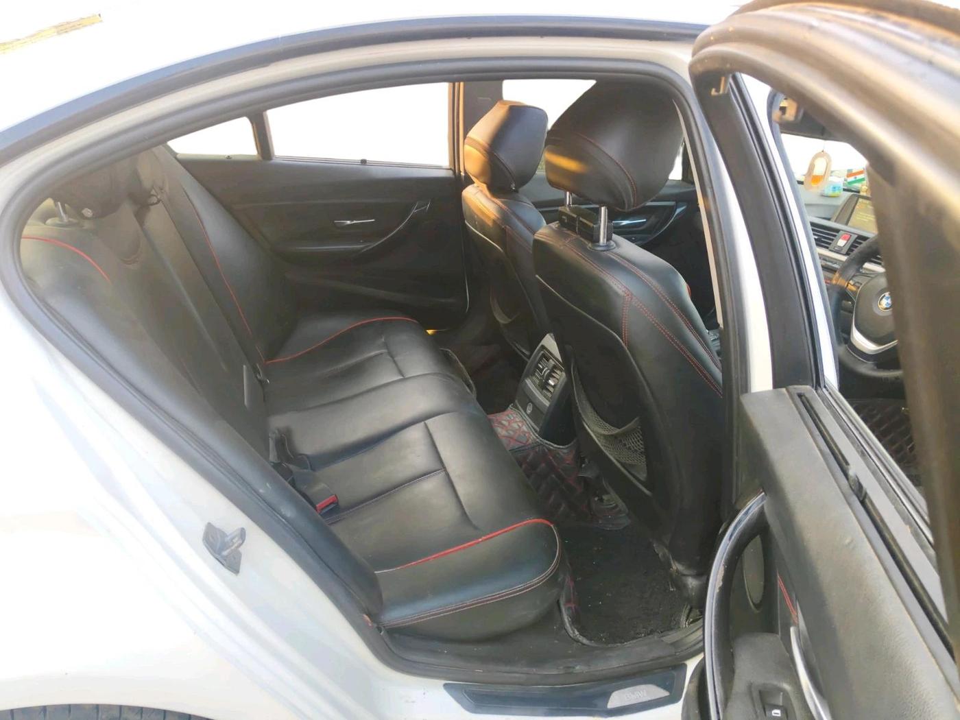 2013 BMW 3 Series 320d, Diesel, Automatic, 1,55,001 km, interior