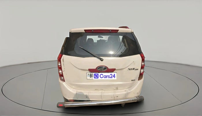 2014 Mahindra XUV500 W8, Diesel, Manual, 1,24,615 km, exterior