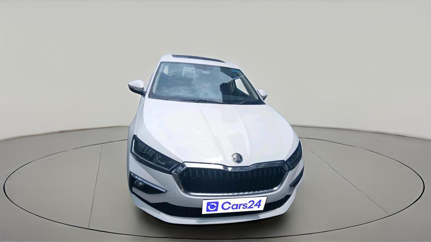 2025 Skoda SLAVIA Prestige 1.5L TSI AT, Petrol, Automatic, 4,682 km, exterior