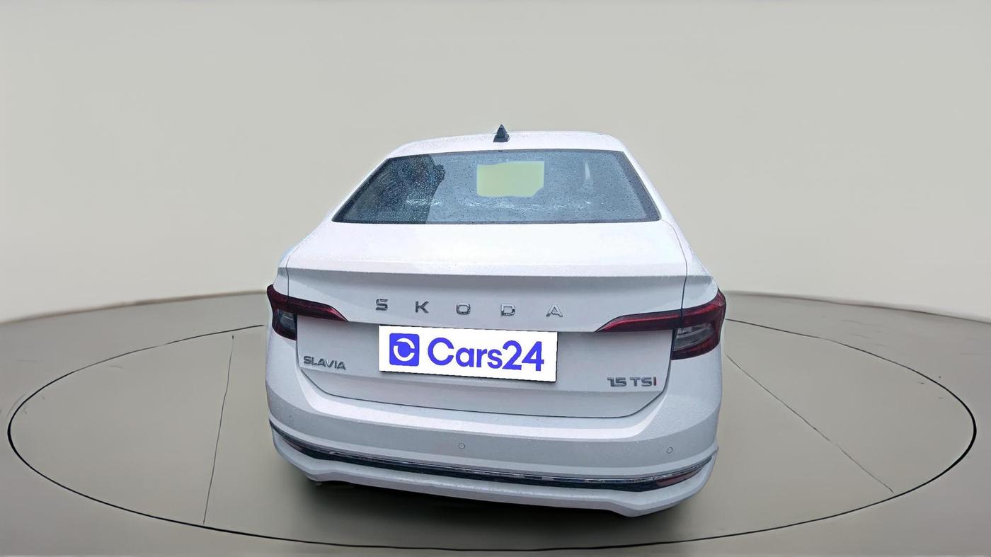 2025 Skoda SLAVIA Prestige 1.5L TSI AT, Petrol, Automatic, 4,682 km, exterior