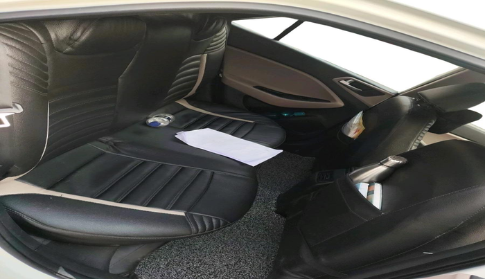 2019 Hyundai Elite i20 SPORTZ PLUS  1.2 CVT, Petrol, Automatic, 1,04,281 km, interior