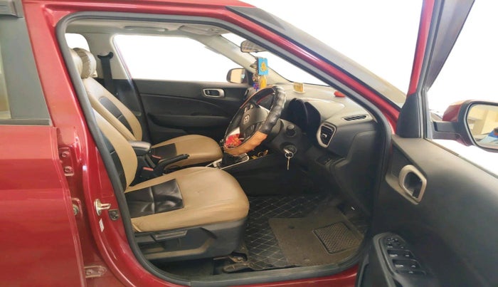 2021 Hyundai VENUE SX 1.0 TURBO, Petrol, Manual, 81,156 km, interior