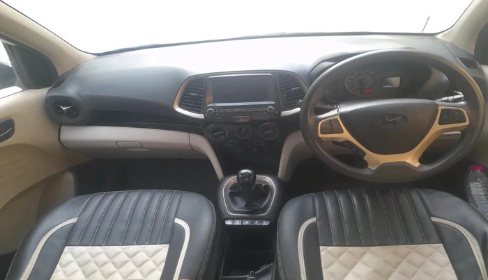 2022 Hyundai NEW SANTRO SPORTZ MT, Petrol, Manual, 52,989 km, interior