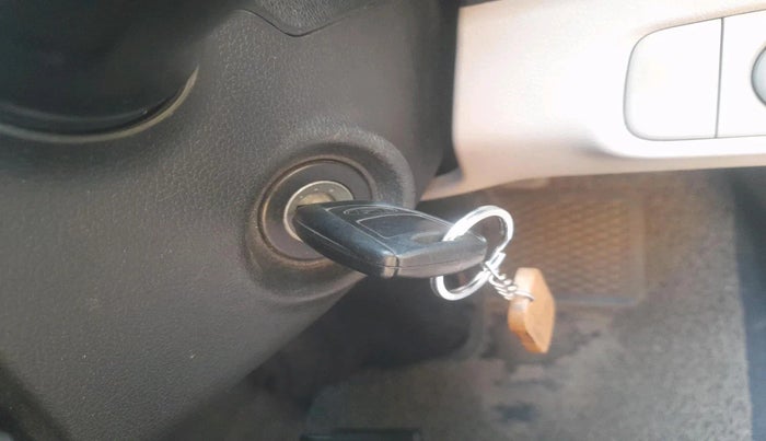 2022 Hyundai NEW SANTRO SPORTZ MT, Petrol, Manual, 52,989 km, interior