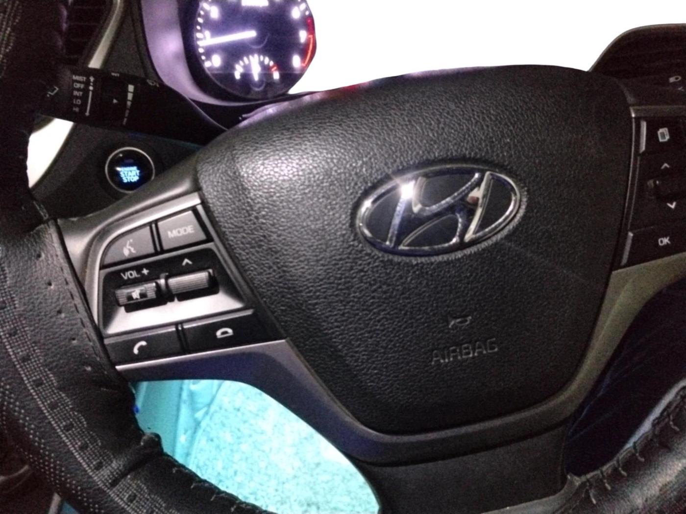 2018 Hyundai Verna 1.6 VTVT SX O, Petrol, Manual, 36,415 km, interior
