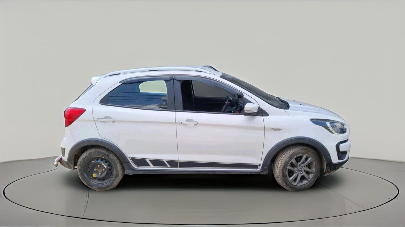 2018 Ford FREESTYLE TITANIUM 1.2 PETROL, Petrol, Manual, 31,363 km, exterior