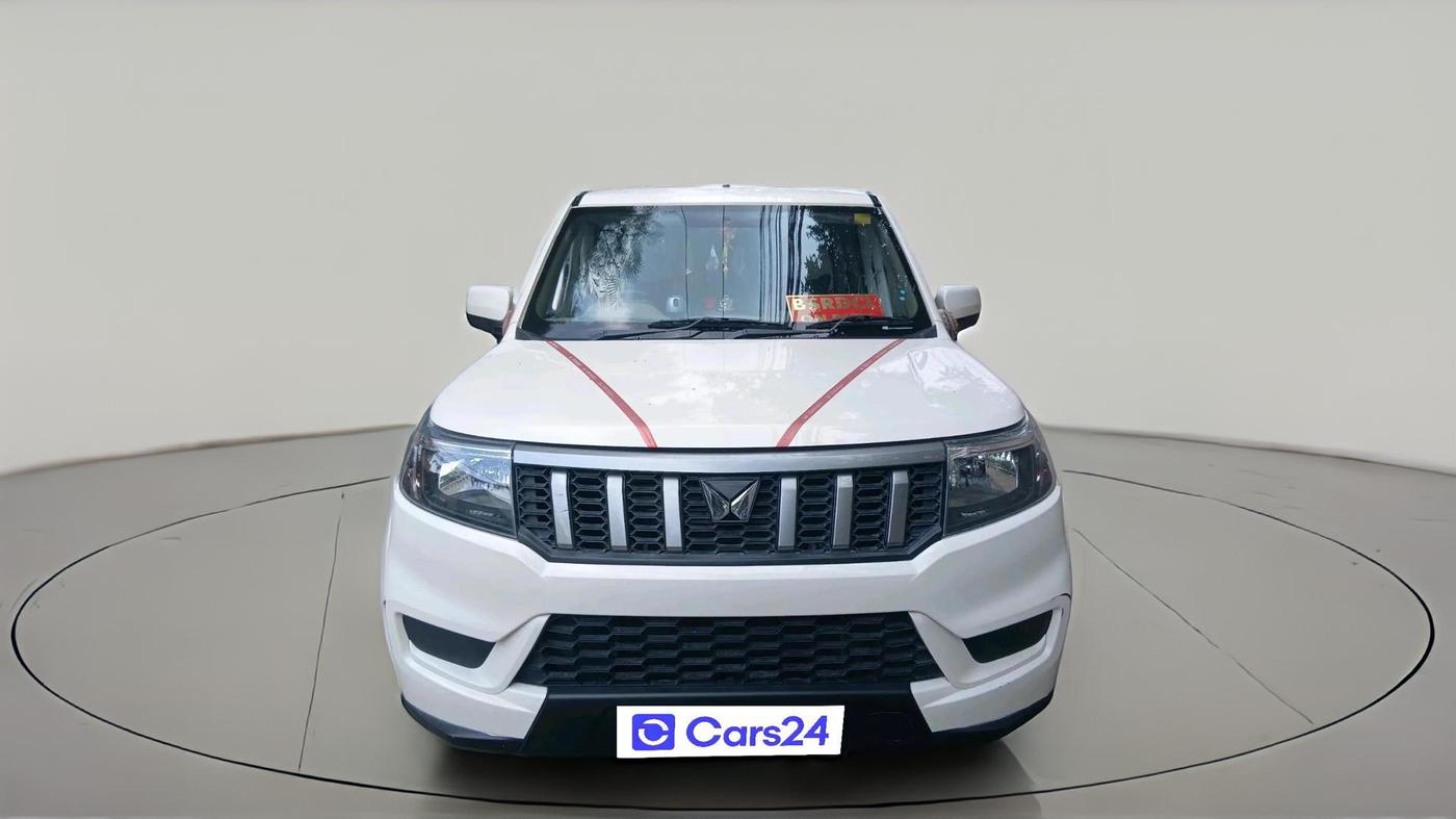 2024 Mahindra BOLERO NEO N 8, Diesel, Manual, 46,588 km, exterior
