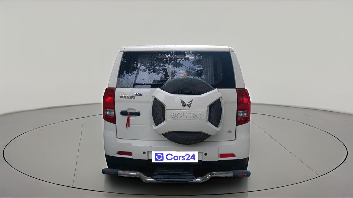 2024 Mahindra BOLERO NEO N 8, Diesel, Manual, 46,588 km, exterior