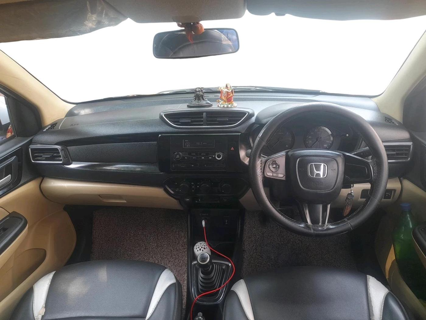 2020 Honda Amaze 1.5L I-DTEC S, Diesel, Manual, 76,036 km, interior