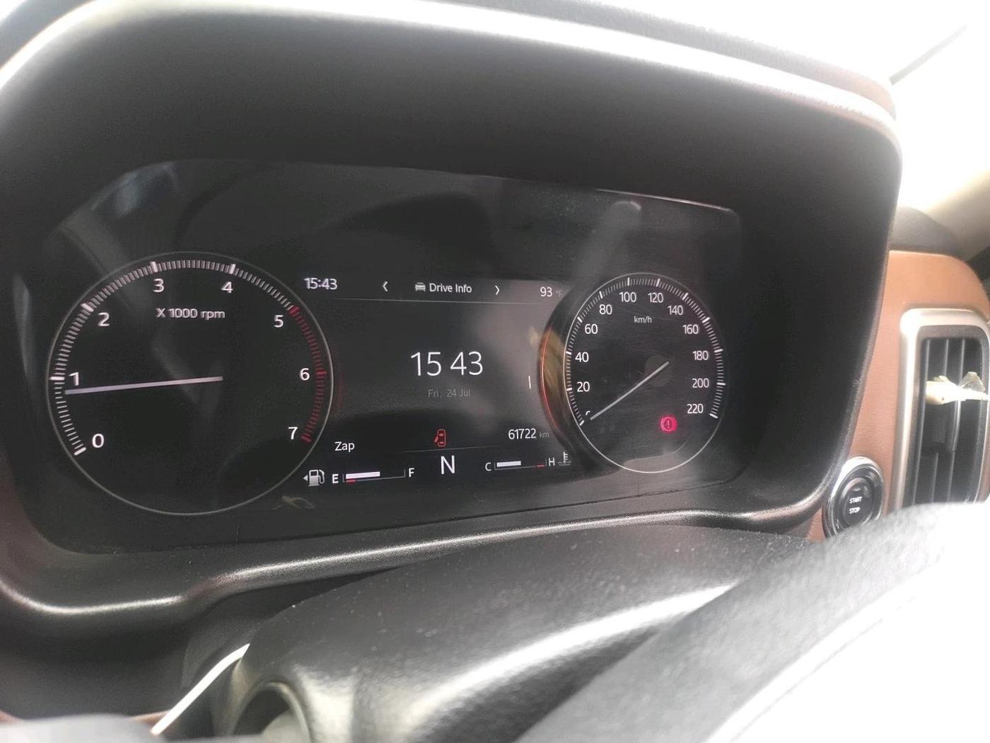 2023 Mahindra SCORPIO-N Z8 L DIESEL MT 2WD 7 STR, Diesel, Manual, 61,722 km, interior