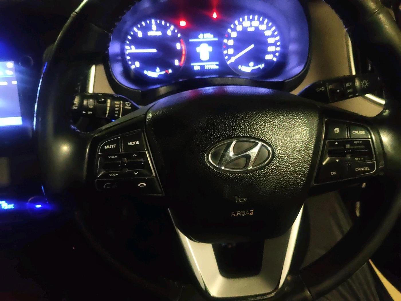 2018 Hyundai Creta SX (O) 1.6 DIESEL, Diesel, Manual, 1,11,147 km, interior