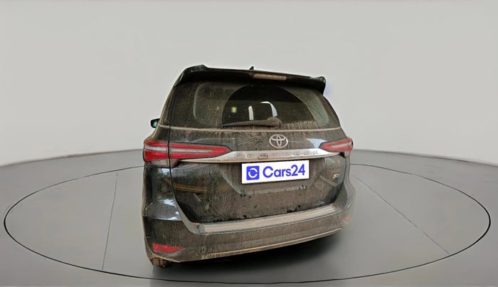 2025 Toyota Fortuner 4X4 MT 2.8 DIESEL, Diesel, Manual, 45,087 km, exterior