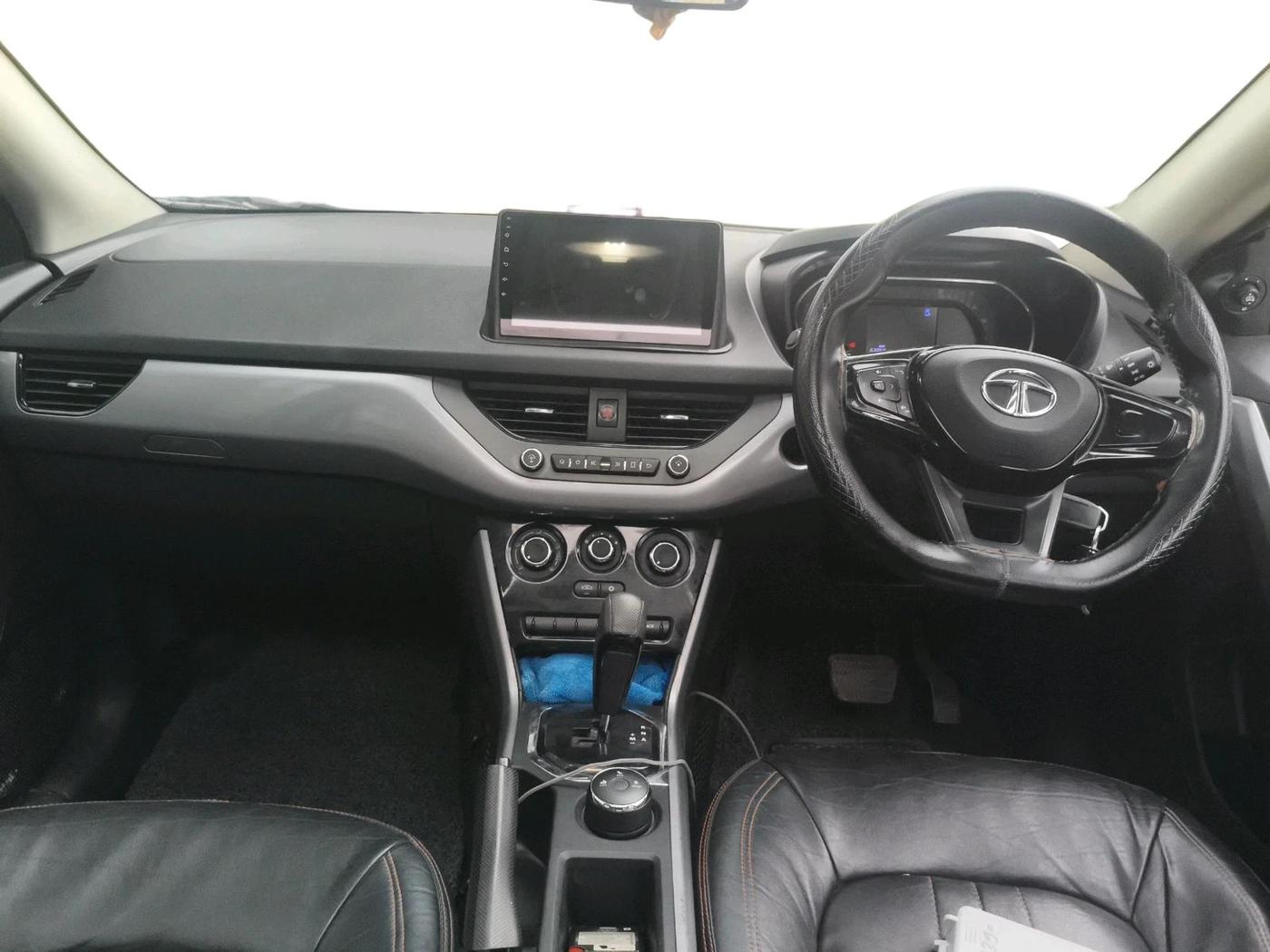 2021 Tata NEXON XMA SUNROOF PETROL, Petrol, Automatic, 63,255 km, interior