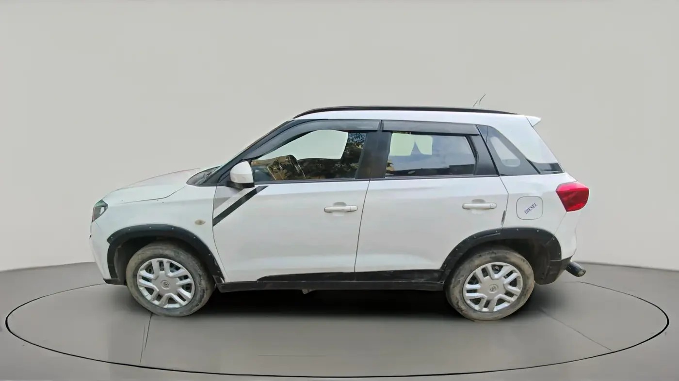 2017 Maruti Vitara Brezza VDI, Diesel, Manual, 1,94,835 km, exterior