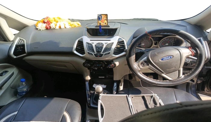 2014 Ford Ecosport TITANIUM 1.5L DIESEL, Diesel, Manual, 1,60,000 km, interior