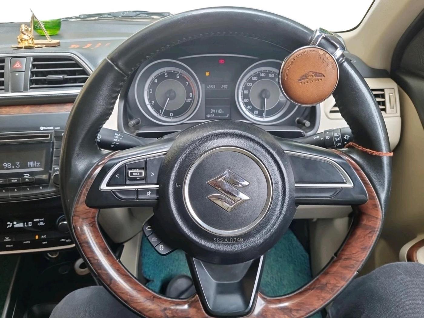 2020 Maruti Dzire ZXI, Petrol, Manual, 34,110 km, interior