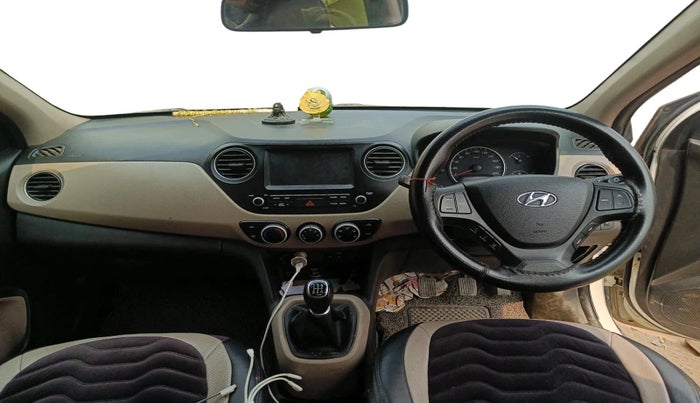 2017 Hyundai Grand i10 SPORTZ (O) 1.2 KAPPA VTVT, Petrol, Manual, 63,330 km, interior