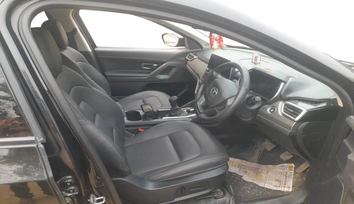 2020 Tata Harrier XZ PLUS 2.0L DARK EDITION, Diesel, Manual, 52,579 km, interior