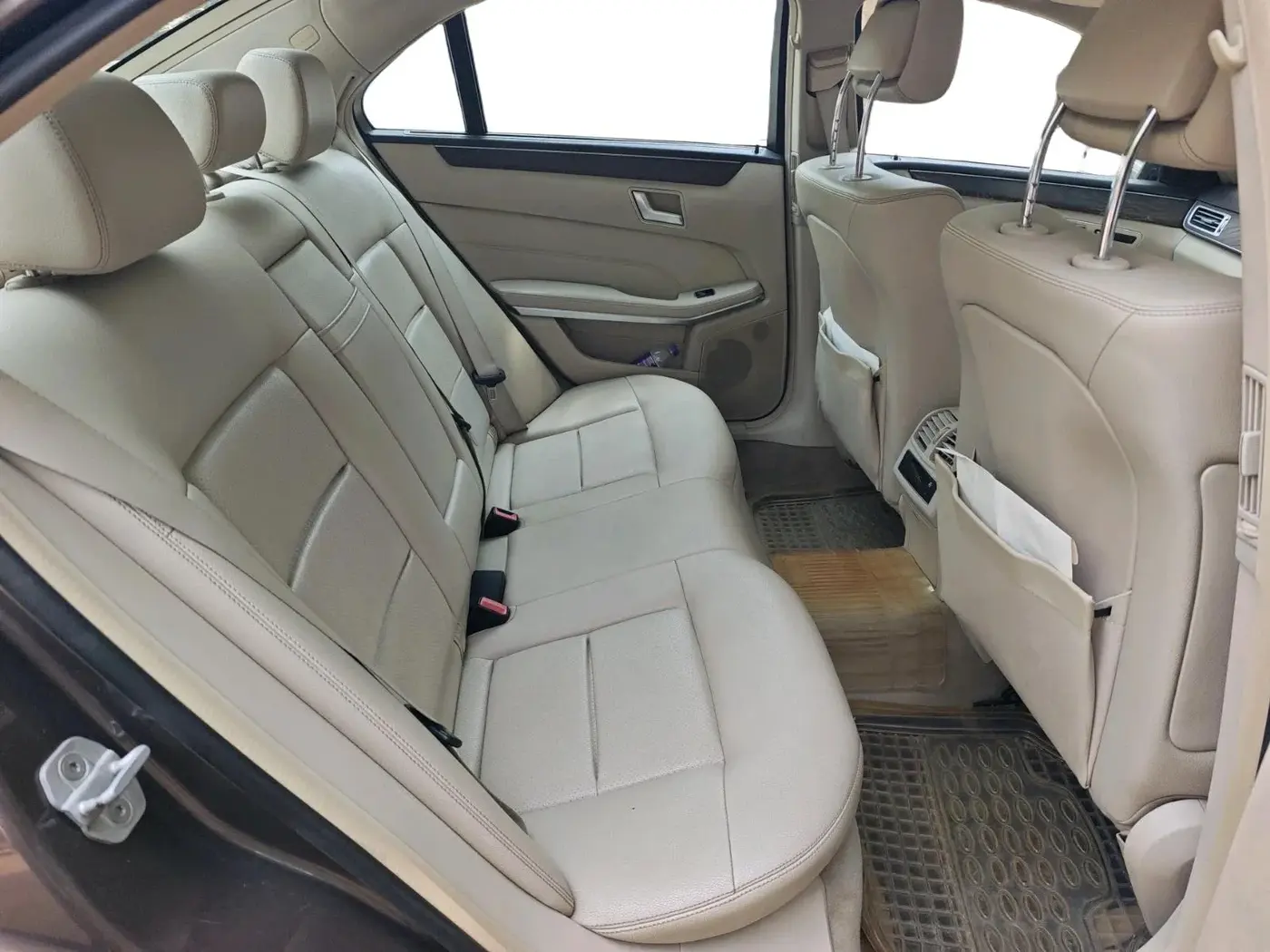 2014 Mercedes Benz E Class E 250 CDI AVANTGARDE, Diesel, Automatic, 82,989 km, interior