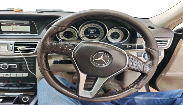 2014 Mercedes Benz E Class E 250 CDI AVANTGARDE, Diesel, Automatic, 82,989 km, interior