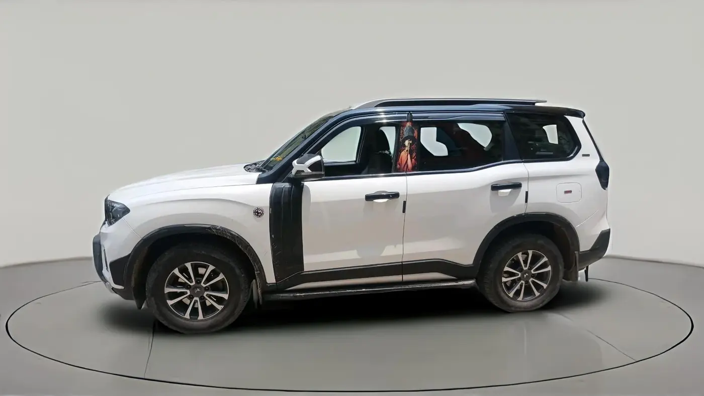 2025 Mahindra SCORPIO-N Z2 DIESEL MT 7 STR (E), Diesel, Manual, 51,227 km, exterior