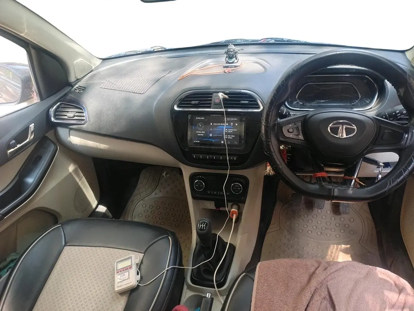 2023 Tata Tiago XZ PLUS PETROL, Petrol, Manual, 20,630 km, interior