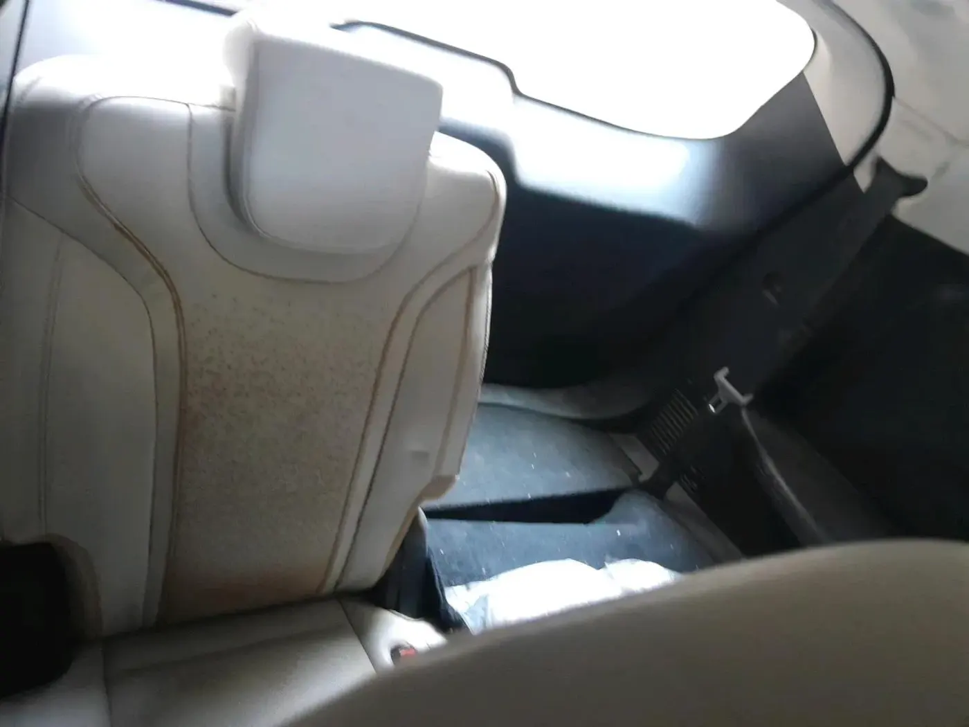 2021 Mahindra XUV700 AX 7 LUXURY P AT 7 STR, Petrol, Automatic, 79,089 km, interior