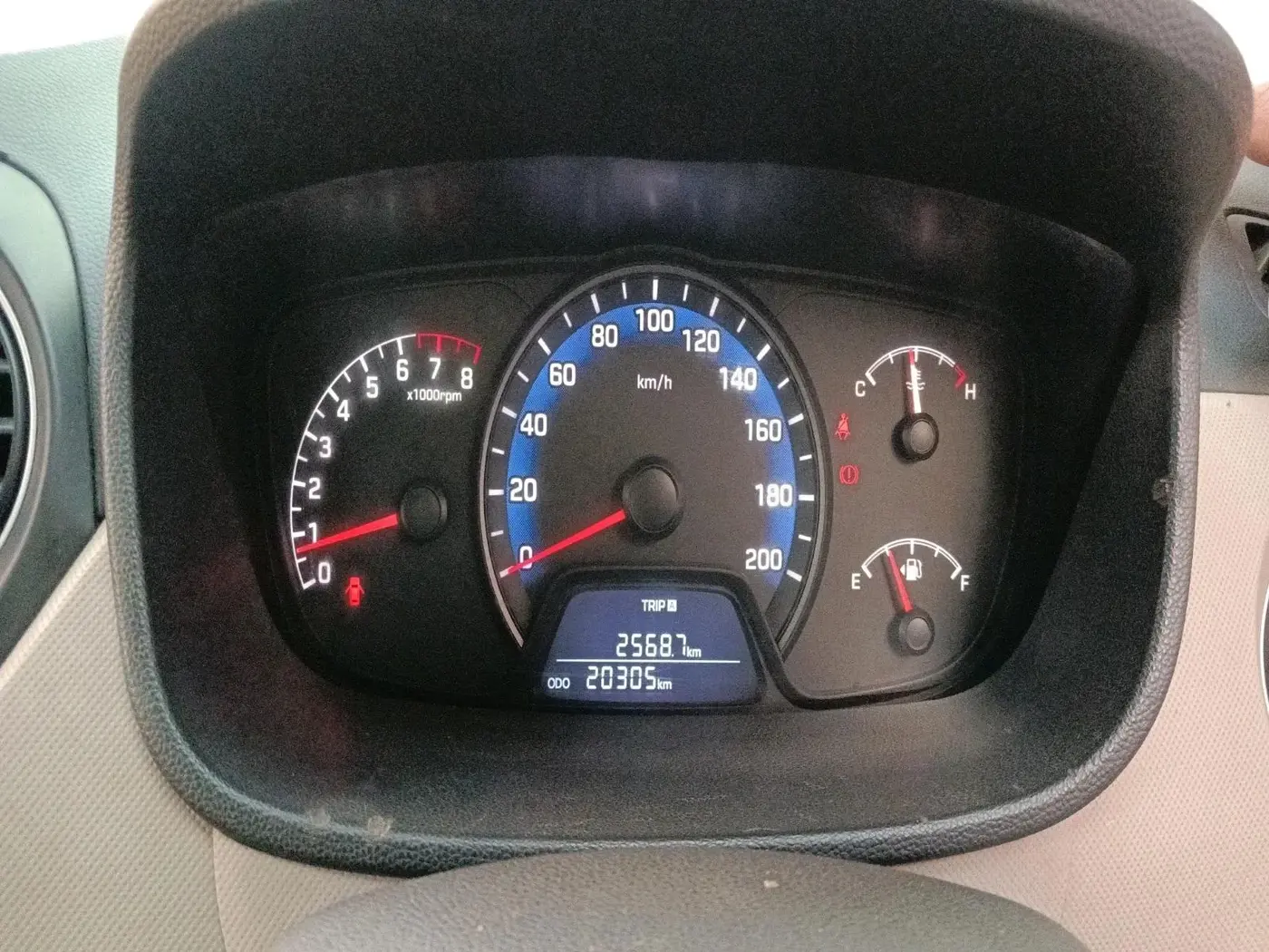 2017 Hyundai Xcent S 1.2, Petrol, Manual, 20,305 km, interior