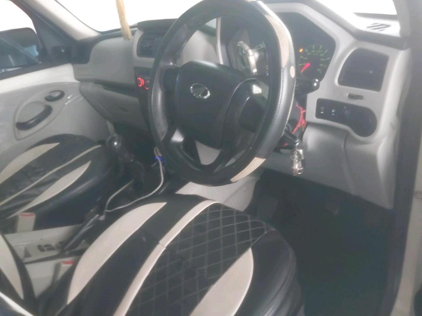 2021 Mahindra Scorpio S3 PLUS, Diesel, Manual, 1,10,442 km, interior