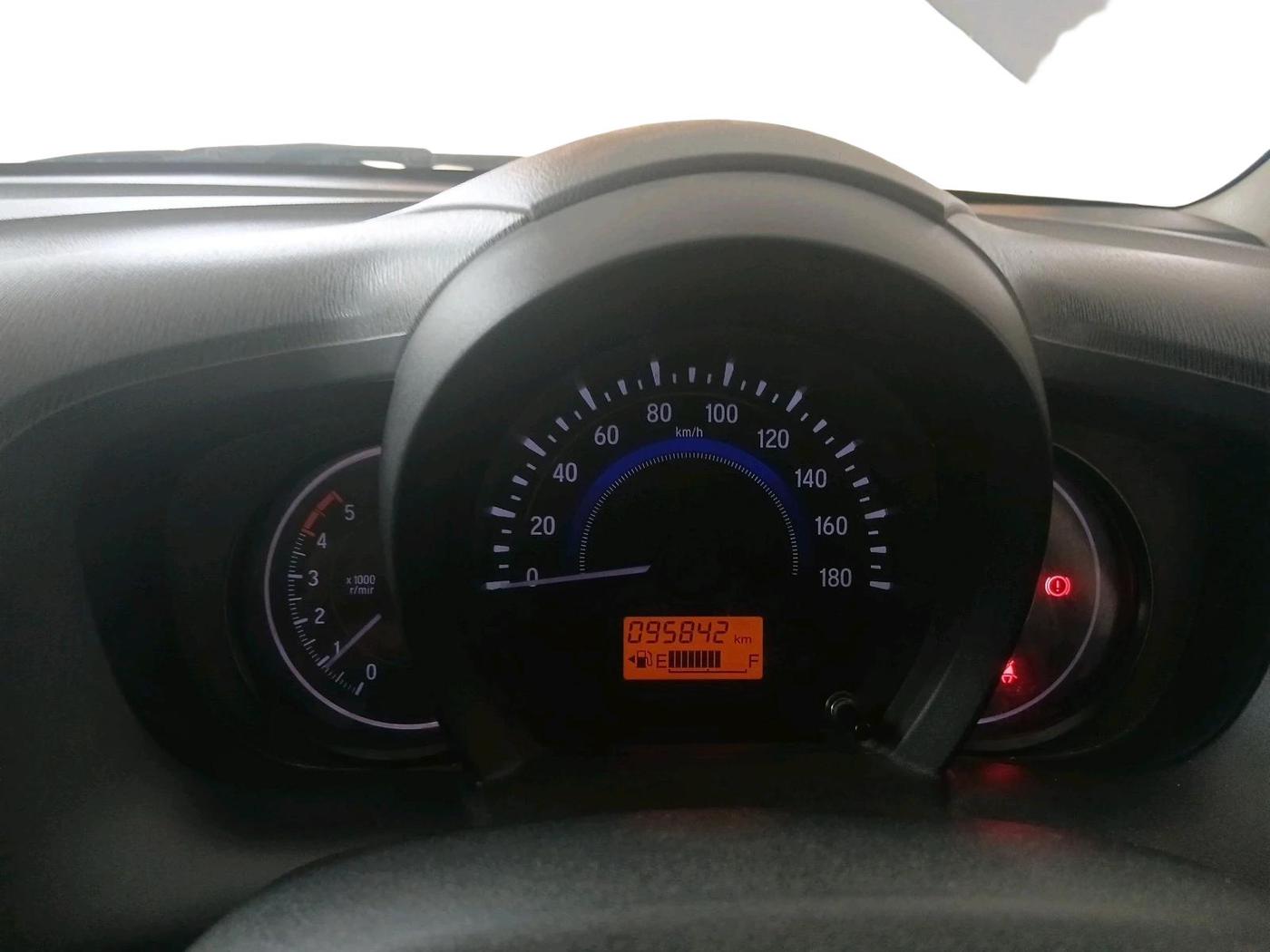 2015 Honda Amaze 1.5L I-DTEC SX, Diesel, Manual, 95,842 km, interior