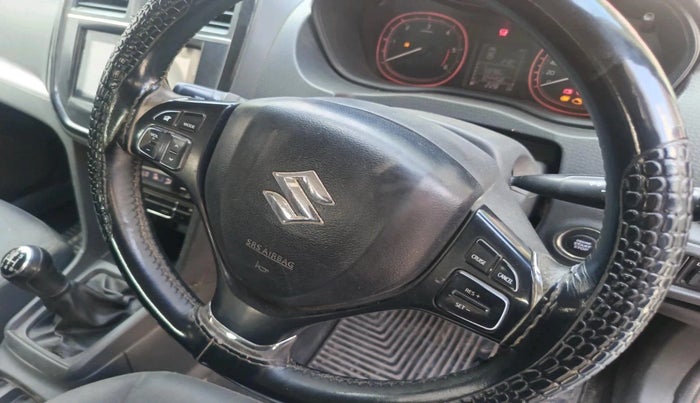 2017 Maruti Vitara Brezza ZDI PLUS DUAL TONE, Diesel, Manual, 1,04,458 km, interior