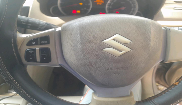 2013 Maruti Ertiga ZXI, Petrol, Manual, 99,915 km, interior