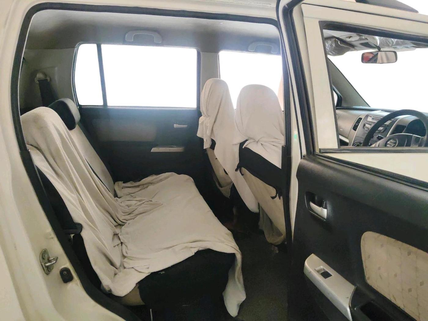 2014 Maruti Wagon R 1.0 VXI, Petrol, Manual, 68,965 km, interior